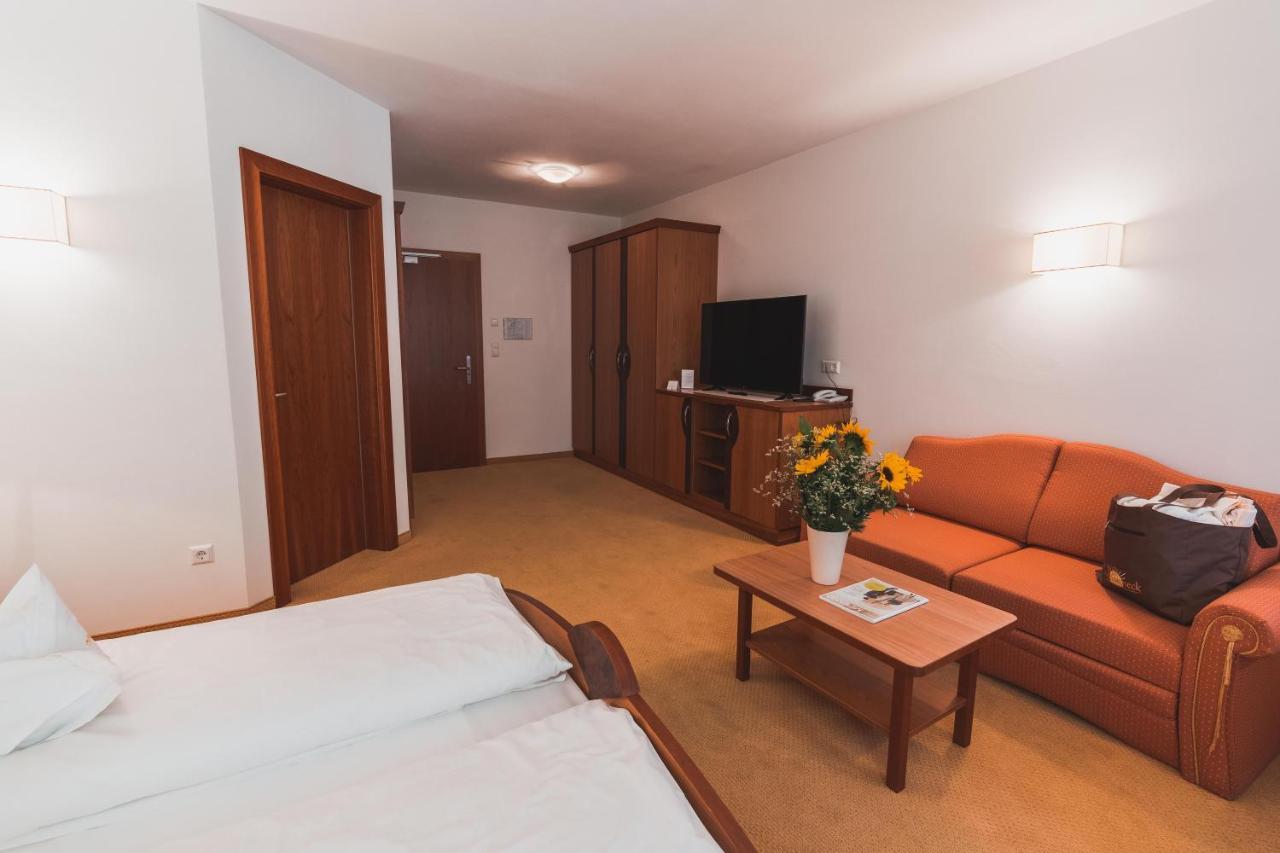 Hotel Am Sonneck Lagundo Εξωτερικό φωτογραφία
