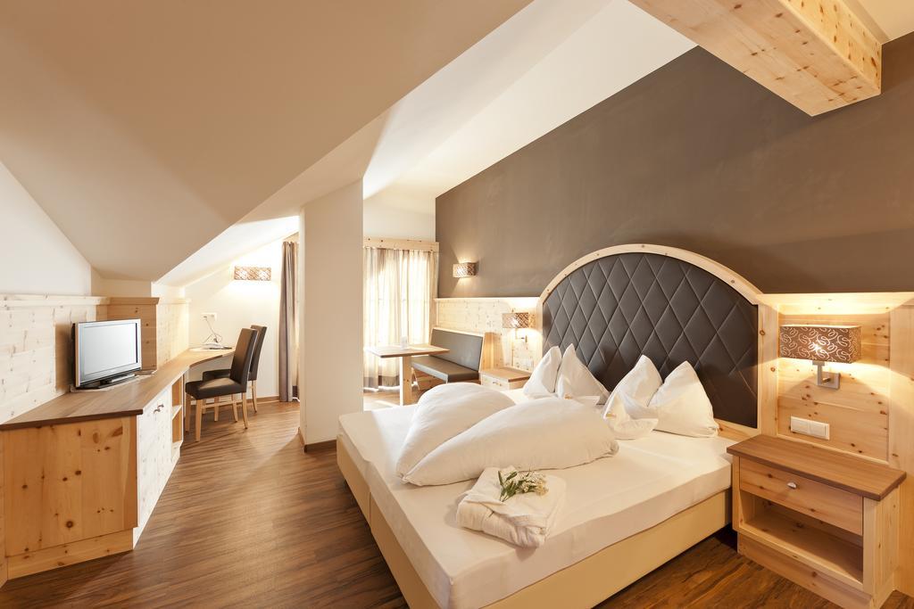 Hotel Am Sonneck Lagundo Εξωτερικό φωτογραφία